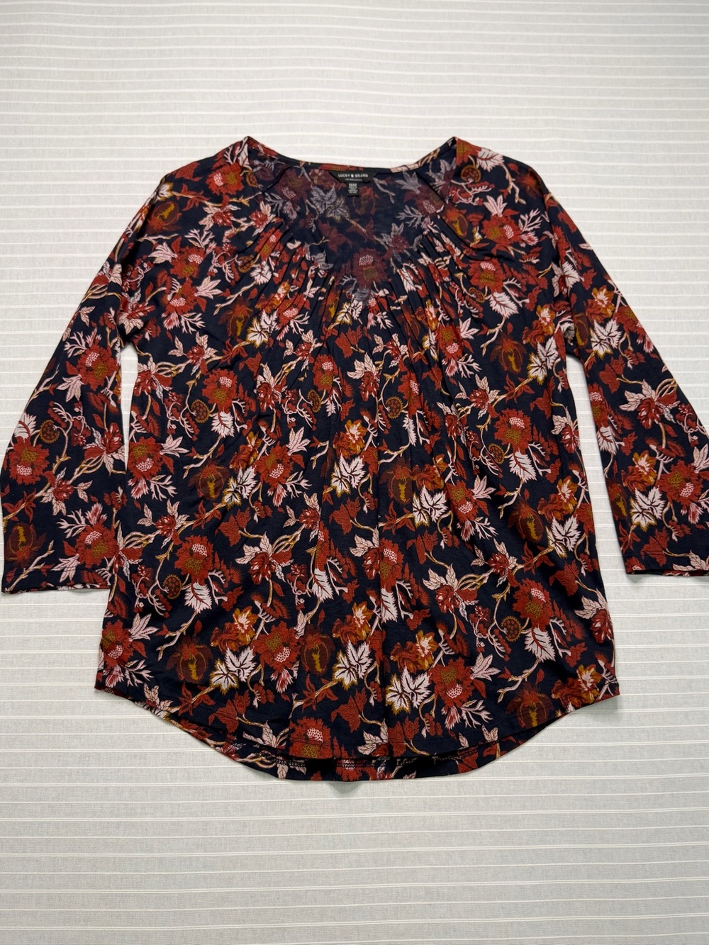 Lucky Brand Floral Pleated Top – Size Medium | NWOT 🍂